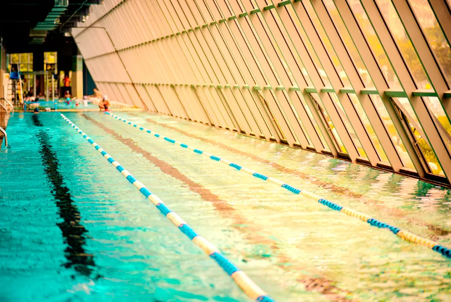 台州成人混凝土钢结构游泳池项目